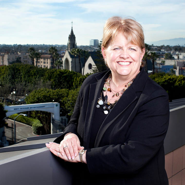 headshot of LMU alumna Kathy Nielsen 720x720